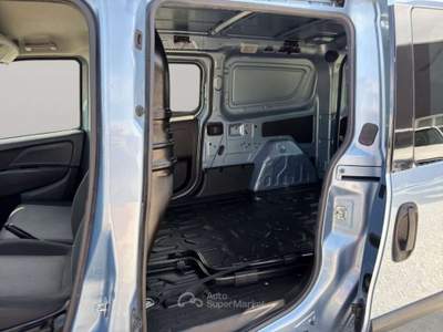 Fiat Doblò MAXI 1.6MJT 120CV 3POSTI Grigio usata San Miniato