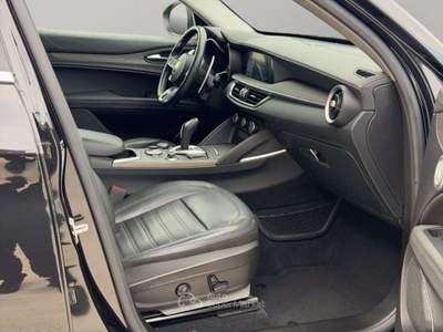 Alfa Romeo Stelvio 210cv AT8 Q4 Nero usata San Miniato