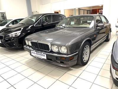 Jaguar XJ XJR 4.0 cat Grigio usata Modena