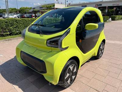 XEV Yoyo GUIDABILE DA 16 ANNI - 24 MESI GARANZIA Nero usata Lonato del Garda