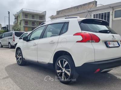 Peugeot 2008 Stop&Start Active Bianco usata San Giuseppe Vesuviano