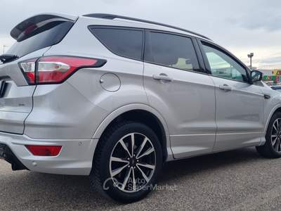 Ford Kuga S&S 2WD Powershift ST-Line Argento usata San Giuseppe Vesuviano