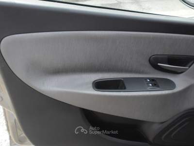 Lancia Ypsilon ADATTA A NEOPATENTATI Grigio usata Puegnago sul Garda