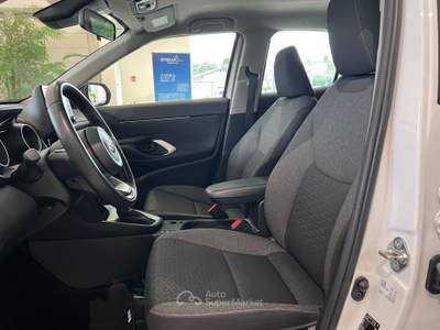 Toyota Yaris Cross Yaris Cross 1.5h Business fwd 116cv e-cvt Bianco usata Piombino Dese
