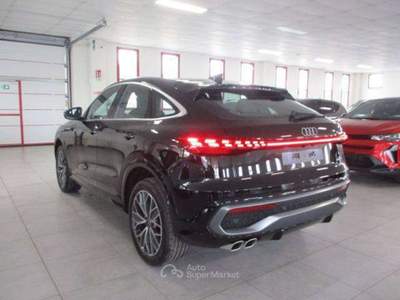 Audi Q5 Q5 SPB 2.0 TDI mhev+ S-Line Quattro 204CV S-Tronic Nero usata Fossano