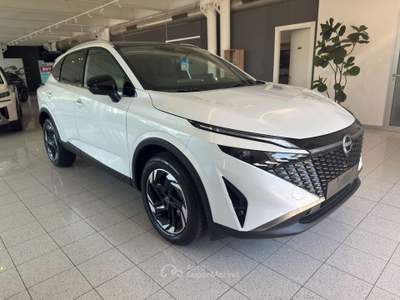Nissan Qashqai Qashqai 1.3 mhev N-Connecta 2wd 158cv xtronic Bianco usata Piombino Dese