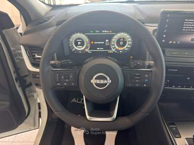 Nissan Qashqai Qashqai 1.3 mhev N-Connecta 2wd 158cv xtronic Bianco usata Piombino Dese
