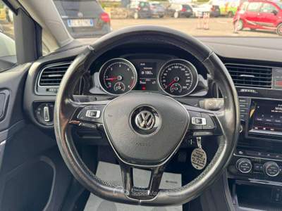 Volkswagen Golf Golf VII 1.6 TDI 105CV 5P HIGHLINE BMT 2014 Bianco usata Latina