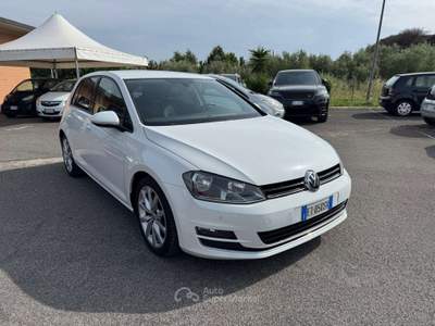 Volkswagen Golf Golf VII 1.6 TDI 105CV 5P HIGHLINE BMT 2014 Bianco usata Latina