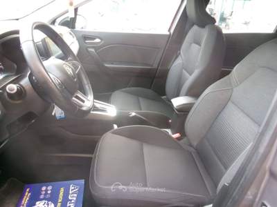 Renault Captur CAPTUR 2 1.5 BLUEDCI 115CV EDC CAMBIO AUTOMATICO KM CERTIFICATI Grigio usata Giugliano in Campania
