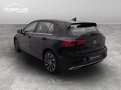 Volkswagen Golf 1.5 eTSI EVO ACT Style DSG Nero usata Lucca