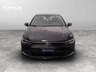 Volkswagen Golf 1.5 eTSI EVO ACT Style DSG Nero usata Lucca