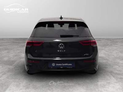 Volkswagen Golf 1.0 eTSI EVO Life DSG Grigio usata Lucca