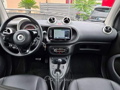 Smart ForTwo 1.0 71 CV TWINAMIC CERCHI PELLE TETTO PANO KM 54000 CERT Argento usata Roma
