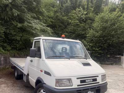 Iveco Daily CARROATTREZZI Bianco usata Silvano d'Orba