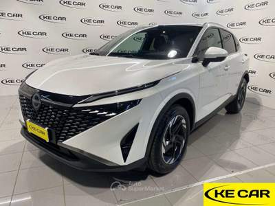 Nissan Qashqai Qashqai MHEV 140 CV N-Connecta Bianco usata Santarcangelo di Romagna