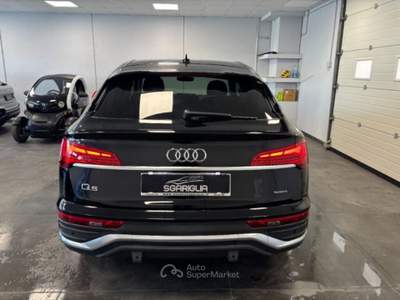 Audi Q5 SPB SPORTBACK Quattro S Line 40 TDI S tronic 4X4 Nero usata Qualiano