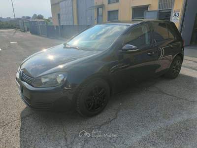 Volkswagen Golf 5p 1.6 tdi Comfortline Nero usata Cassina de' Pecchi