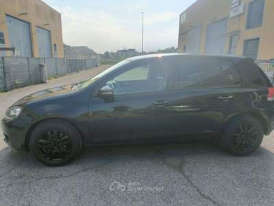 Volkswagen Golf 5p 1.6 tdi Comfortline Nero usata Cassina de' Pecchi