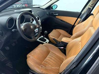 Alfa Romeo 156 156 II  Sportwagon SW 1.9 jtd Impression Nero usata Foligno