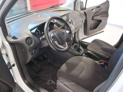 Ford Transit Courier 1.5 TDCI 100CV TREND ( SENSORI POST. ) Bianco usata Salerno
