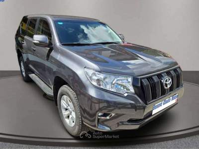 Toyota Land Cruiser Land Cruiser 5p 2.8 d-4d automatico Grigio usata San Giovanni di Fassa