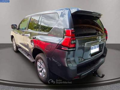 Toyota Land Cruiser Land Cruiser 5p 2.8 d-4d automatico Grigio usata San Giovanni di Fassa