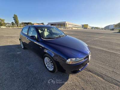 Alfa Romeo 147 Alfa 147 1.6 gpl pochi km tenuta da dio Blu/Azzurro usata Roma