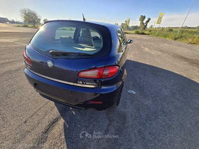 Alfa Romeo 147 Alfa 147 1.6 gpl pochi km tenuta da dio Blu/Azzurro usata Roma