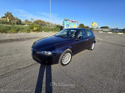 Alfa Romeo 147 Alfa 147 1.6 gpl pochi km tenuta da dio Blu/Azzurro usata Roma