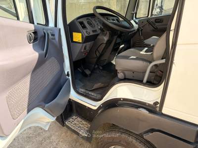 Nissan Atleon TK 35 GRU' IVA COMPRESA Bianco usata Padova