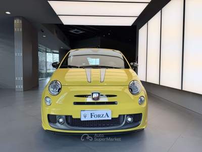Abarth 695 695 1.4 t-jet Tributo Ferrari 180cv MTA 1-299 Giallo usata Venaria Reale