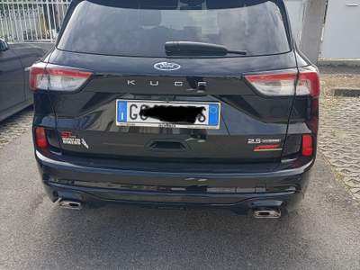 Ford Kuga Kuga St line 190 cv Nero usata Zero branco