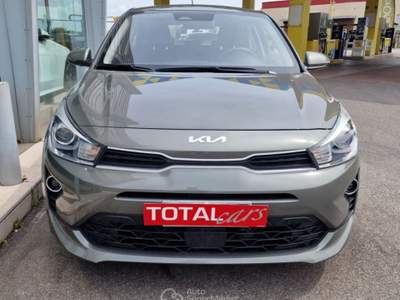 Kia Rio 1.0 T-GDi 100 CV MHEV iMT Style NEO PATENTATI Grigio usata Bassano del Grappa