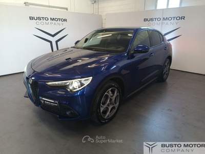Alfa Romeo Stelvio Stelvio 2.2 t Executive Q4 190cv auto Blu/Azzurro usata Olgiate Olona