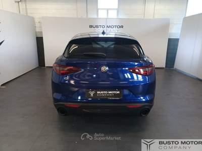 Alfa Romeo Stelvio Stelvio 2.2 t Executive Q4 190cv auto Blu/Azzurro usata Olgiate Olona