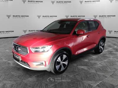 Volvo XC40 T2 Automatico Momentum Pro Rosso usata Olgiate Olona