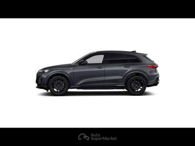 Audi TT Audi Q5 SUV S line edition TDI  150 kW S tronic Grigio usata San Fior