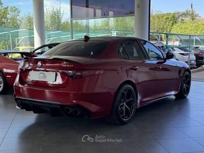 Alfa Romeo Giulia 2.9 T V6 AT8 Quadrifoglio Rosso Competizione Rosso usata Cesano Maderno