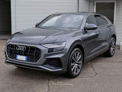 Audi Q8 3.0 (50) Tdi Quattro 286cv Tiptronic Sport Grigio usata Civita Castellana