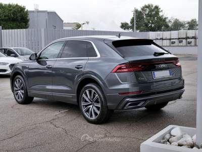 Audi Q8 3.0 (50) Tdi Quattro 286cv Tiptronic Sport Grigio usata Civita Castellana