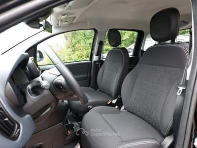 Fiat Pandina 1.0 FireFly 65 CV Hybrid Icon 5 posti Nero usata Melegnano