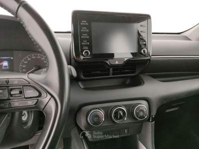 Toyota Yaris 1.0 5 porte Active Bianco usata Barletta