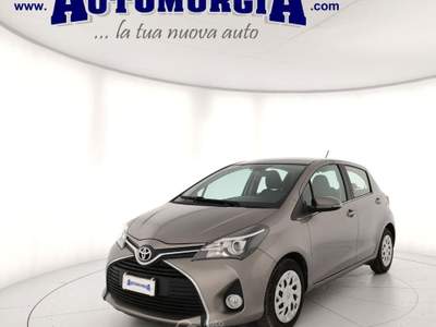 Toyota Yaris 1.0 5 porte Lounge Beige usata Barletta