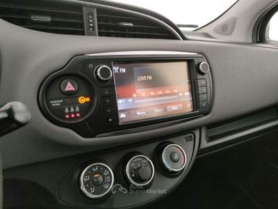 Toyota Yaris 1.0 5 porte Lounge Beige usata Barletta