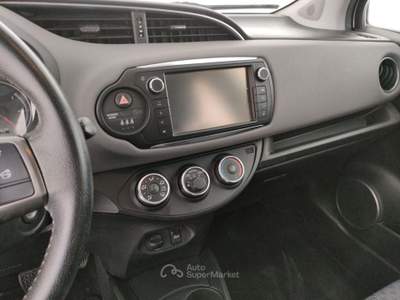 Toyota Yaris 1.0 5 porte Lounge Beige usata Barletta