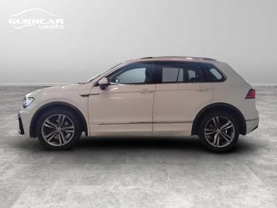 Volkswagen Tiguan 1.6 TDI SCR BlueMotion Sport Bianco usata Lucca
