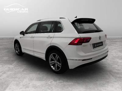 Volkswagen Tiguan 2.0 TDI SCR BlueMotion Sport DSG Bianco usata Lucca