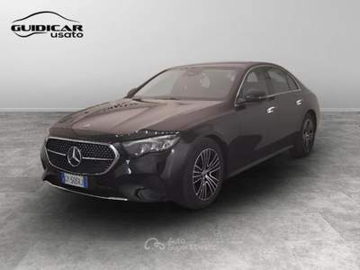 Mercedes-Benz Classe E 200 d Advanced 9G-Tronic Nero usata Lucca