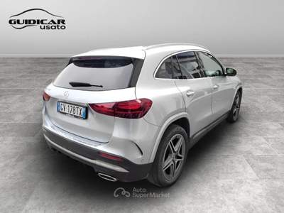 Mercedes-Benz GLA 180 D AMG Line Advanced Plus 8G-DCT Blu/Azzurro usata Lucca